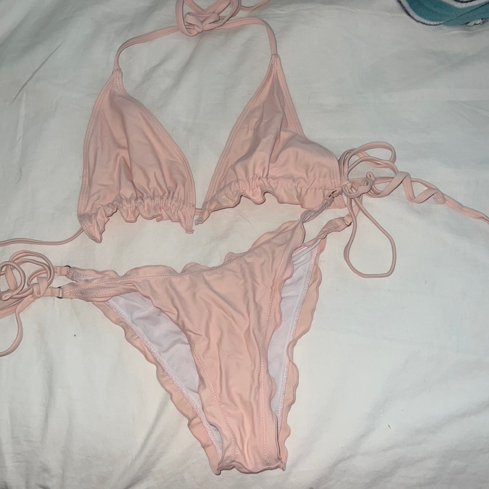 Baby pink bikini